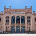 Family Home By Cadiz Time